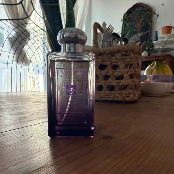 Jo Malone Wisteria & Violet Cologne - Picture 2 of 3